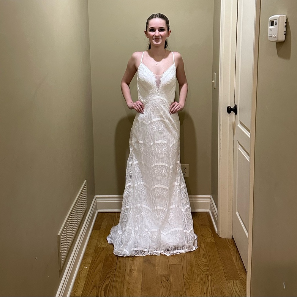 White lace size 2 gown